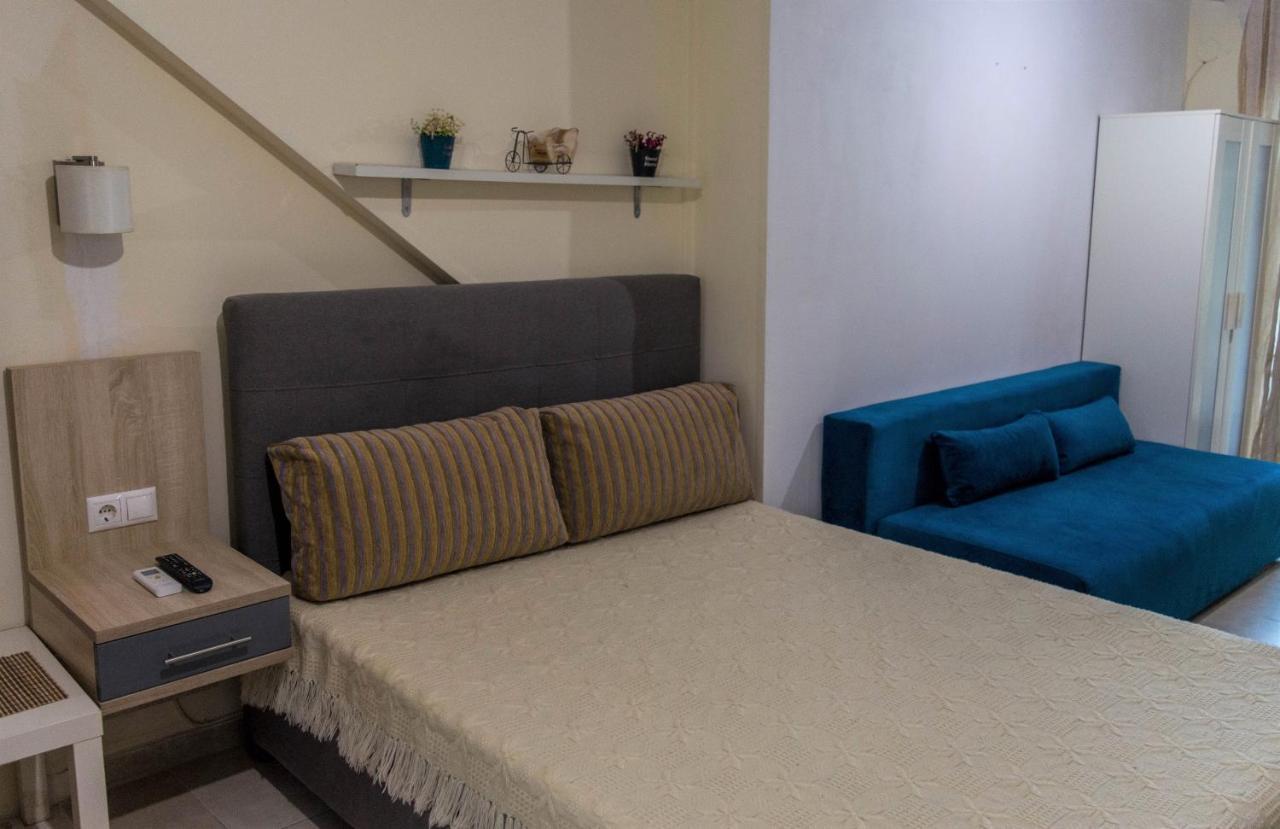 Roses Apartments Michaniona Dış mekan fotoğraf