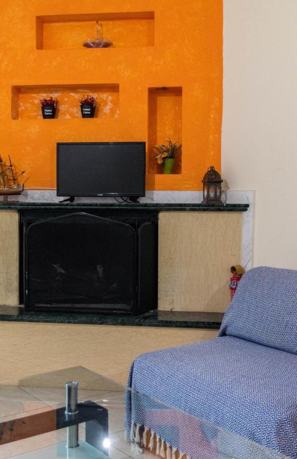 Roses Apartments Michaniona Dış mekan fotoğraf