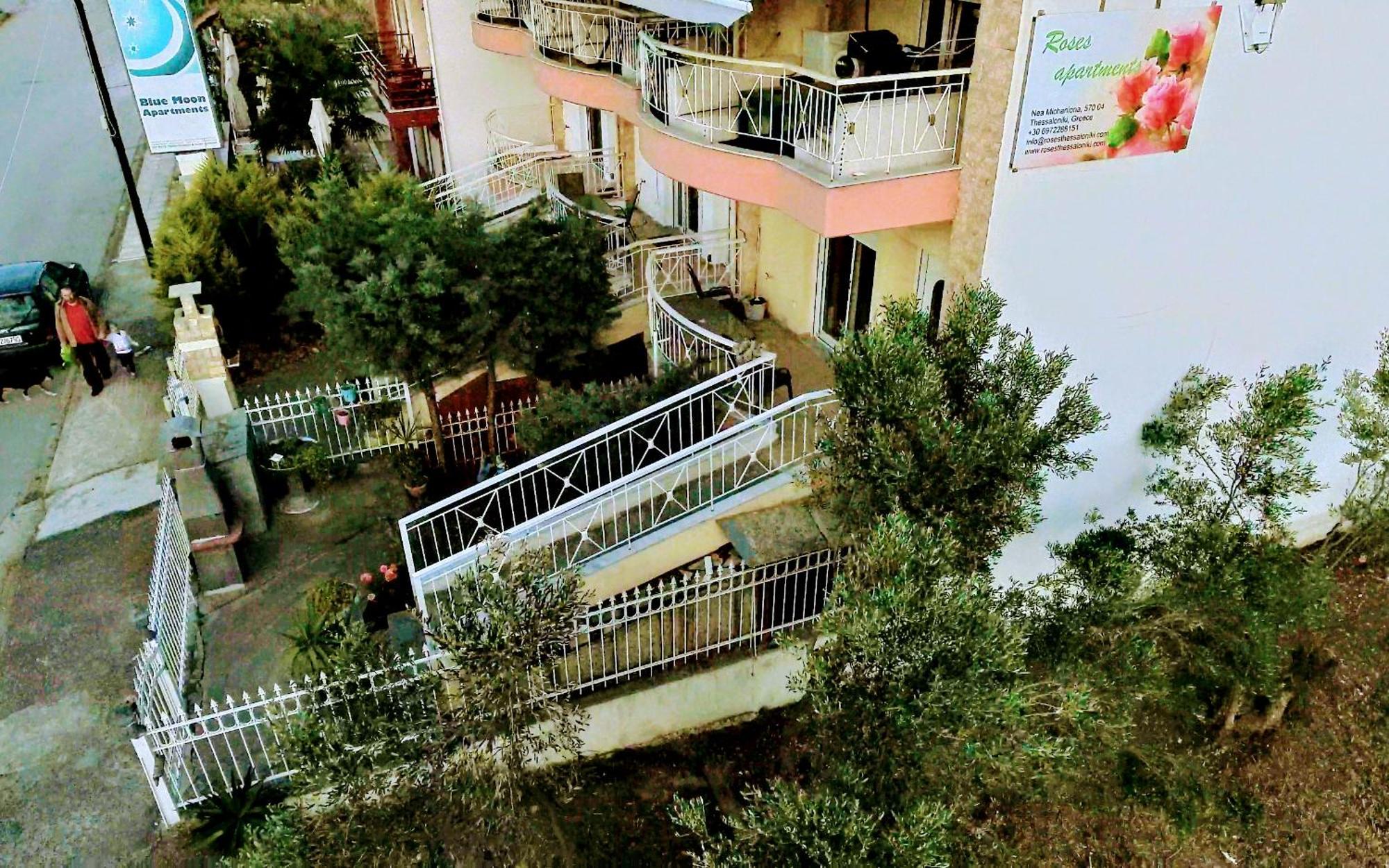 Roses Apartments Michaniona Dış mekan fotoğraf
